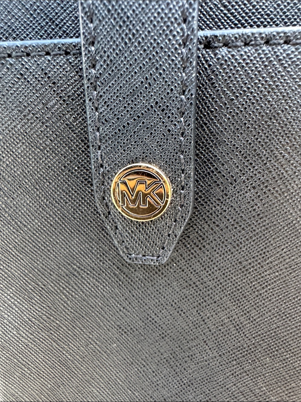 Michael Kors Saffiano Leather Smartphone Crossbody Bag - Picture 3 of 13